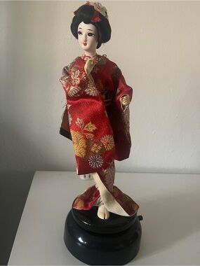 Red and Gold Japanese-Style Porcelain Geisha Figurine